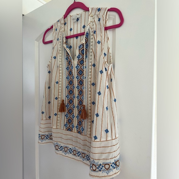 J. JILL “Lilah” Embroidered Sleeveless Tank Blouse V-Neck Boho Tasseles - Picture 6 of 14